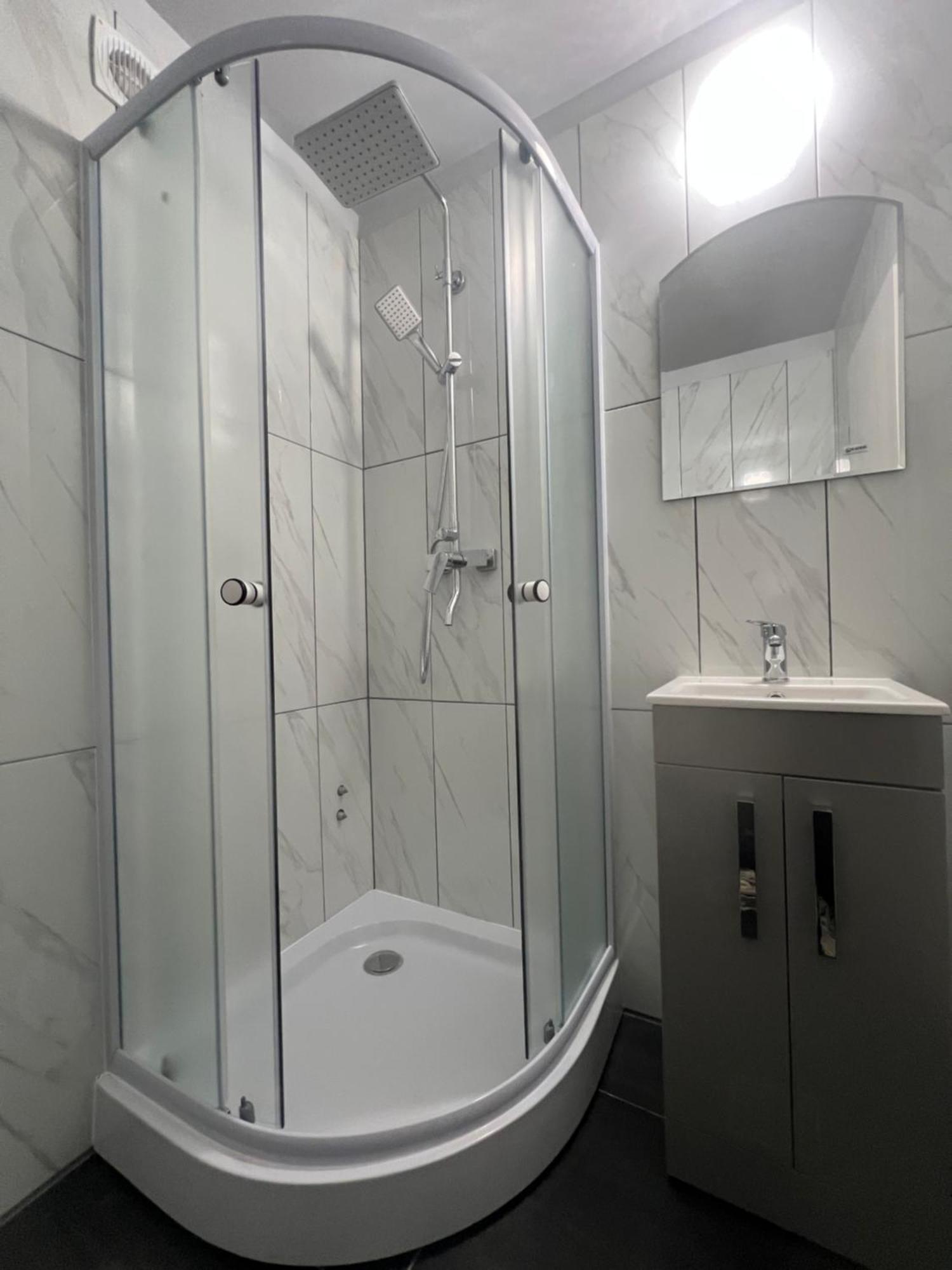 Hotel Le Baron 티미쇼아라 외부 사진