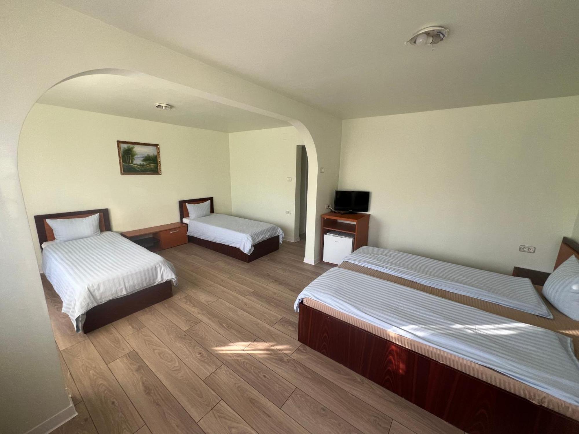 Hotel Le Baron 티미쇼아라 외부 사진
